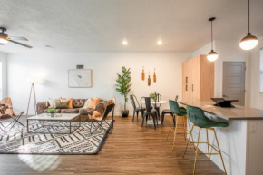 Classy Modern Townhome with Pool, Hot Tub and More!